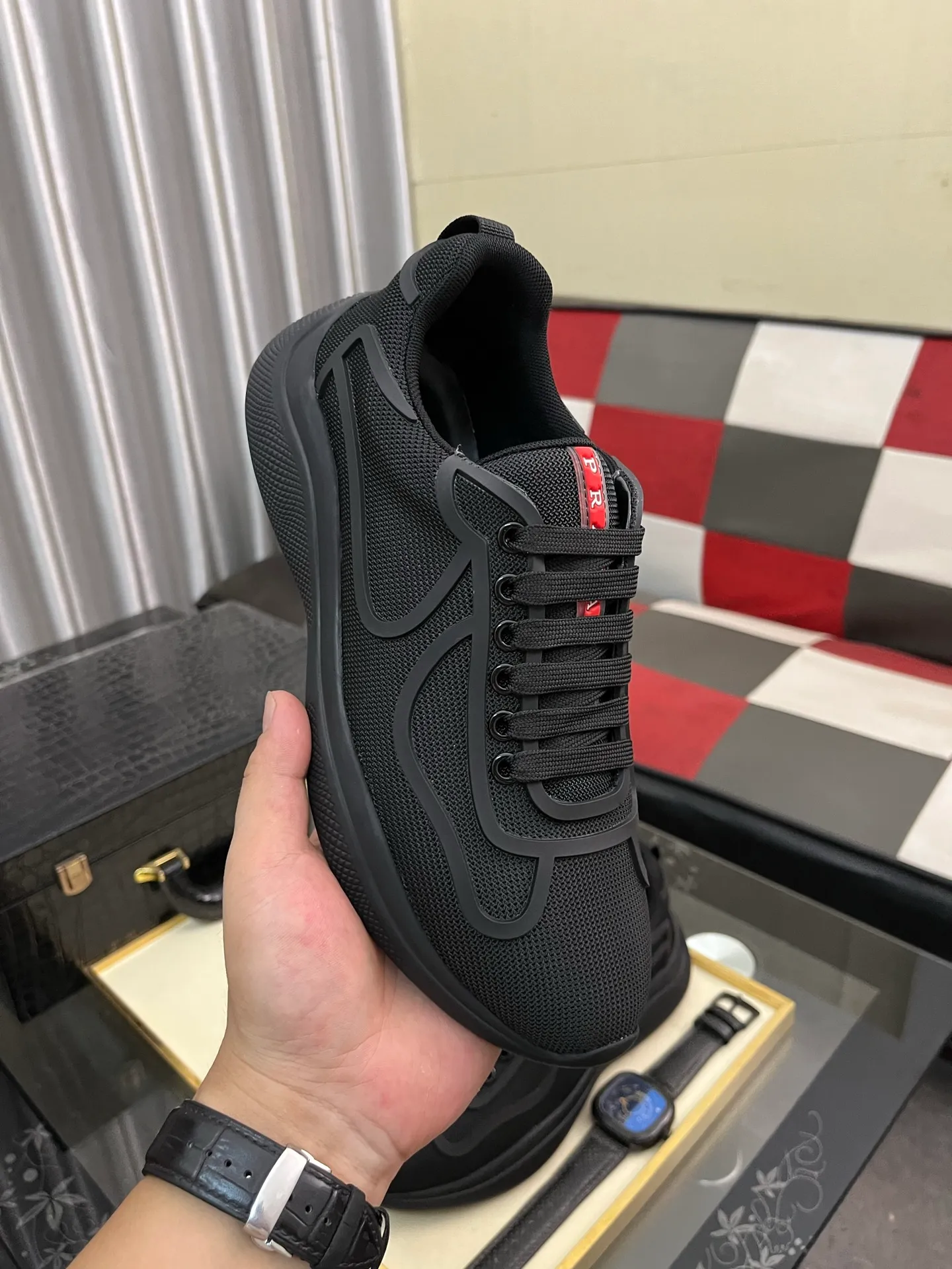 Men's shoes 💰400⌚️⌚️【PRADA】Prada casual shoes, originally developed 1:1, made of high-mercerized cowhide with imported cowhide, silk sheepskin lining, rubber outsole, comfortable and soft on the foot, size: 38-444️⃣Colors available